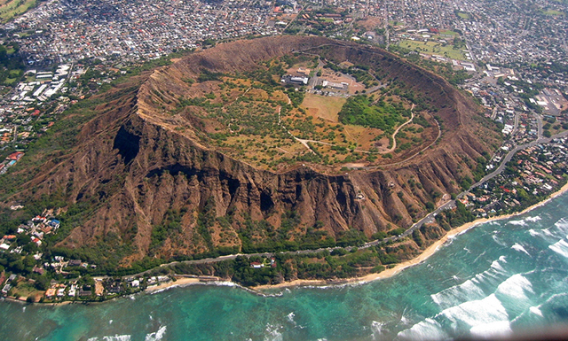 Diamond Head Honolulu Hiking Guide